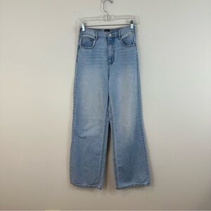 BDG Urban Outfitters Light Wash Elastic Waist Straight Leg Jeans Size Small
